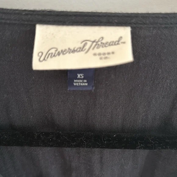 Universal Thread romper - Picture 2 of 3